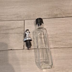 💐Glass Oil Dispenser with Black Cap💘